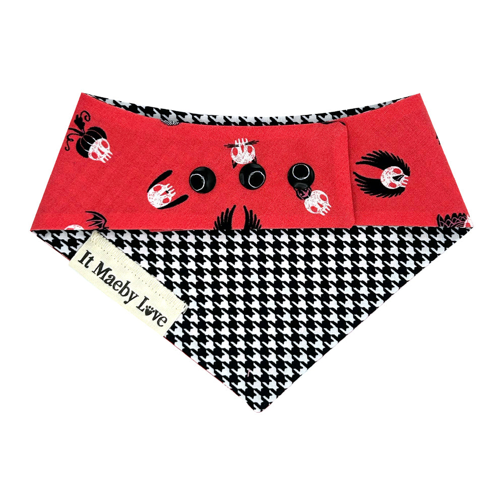 Frightful PAWstumes/Onyx & White Houndstooth Reversible Dog Bandana