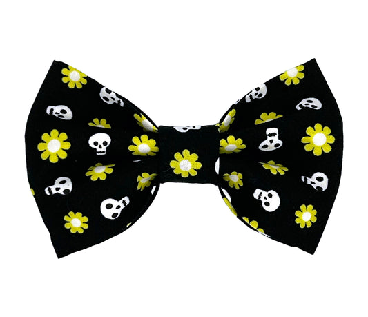 Good Spirits Pet Bow Tie