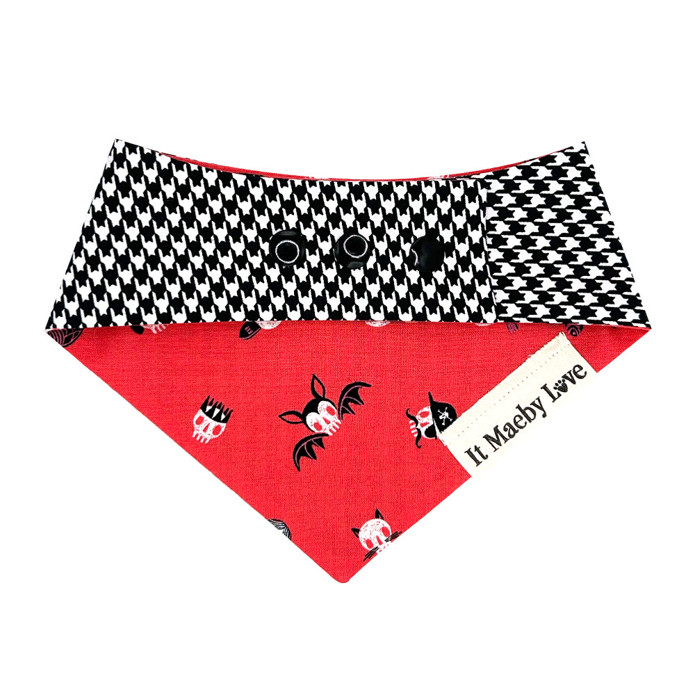 Frightful PAWstumes/Onyx & White Houndstooth Reversible Dog Bandana